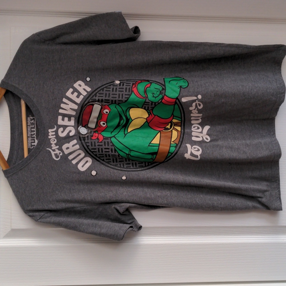 Teenage Mutant Ninja Turtles Christmas T-shirt (Raphael)